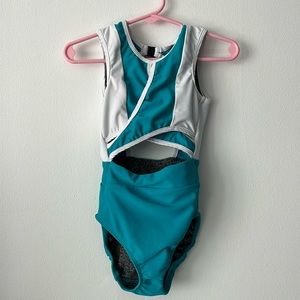 5 Dancewear Leotard